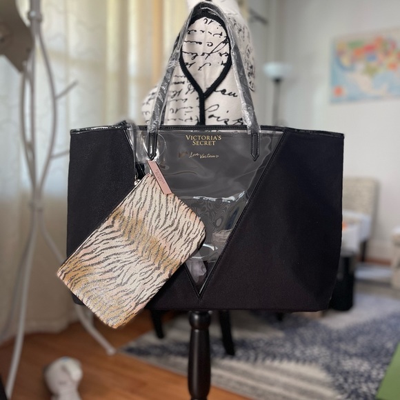NWT Victoria’s Secret Limited Edition X-Large Tote Bag With Detachable Wristlet - Picture 2 of 12